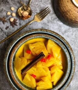 Pineapple curry