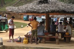 thulana-travel-to-sembuwaththa