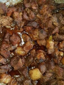 Black pork curry