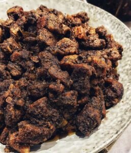 Black pork curry